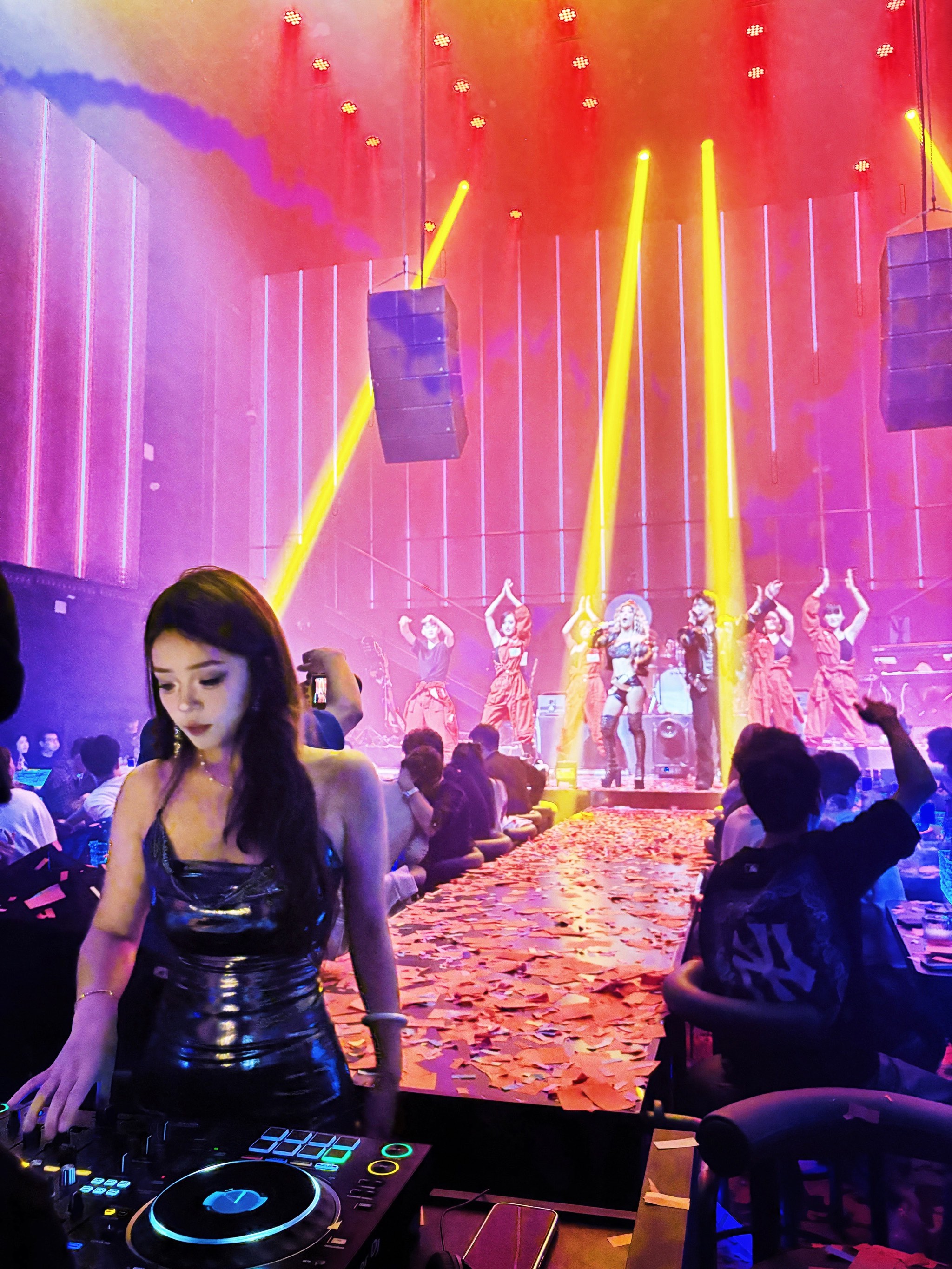 咸阳商务ktv：一个小时多少钱-旬邑县ktv预定